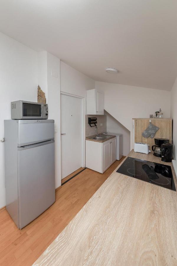 Apartment Gong リュブリャナ エクステリア 写真